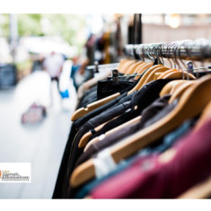 Gli Ambulanti di Forte dei Marmi a Montesilvano con le boutique