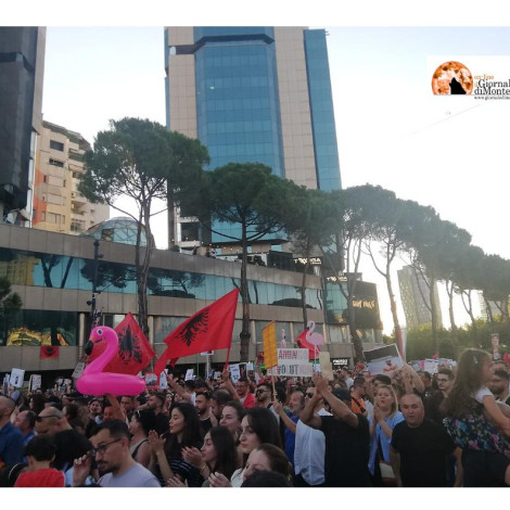 Albania/la rivoluzione dei fenicotteri: 96 giorni di protesta per difendere la laguna di Vjosa-Narta