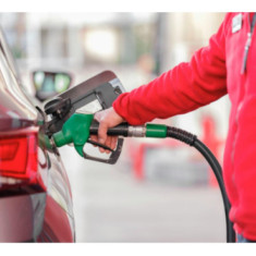 Tre settimane di rincari riportano benzina e gasolio ai livelli dell'inizio della guerra