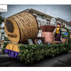 Fossacesia, V Festa dell'Uva e del Vino: tradizione, contrade, sapori e musica