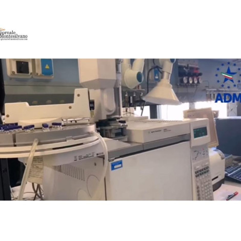 L'Aquila, controlli carburanti ai distributori con laboratorio chimico mobile.