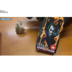 Teramo, hashish nelle figure di Joker. Polizia di Stato: espediente usato per rivolgersi ai più giovani