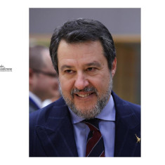 Il gioco del potere in casa Carroccio: le manovre di Matteo Salvini e il futuro della Lega