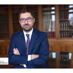 Morì dopo intervento cardiochirurgico condannate 3 strutture sanitari: 1mln di euro di risarcimento.