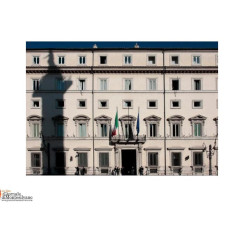 Fisco, la riforma “storica” del governo Meloni premia autonomi, evasori e banche. Perdono dipendenti, pensionati e consumatori