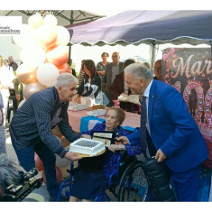 Lettomanoppello (Pe), festa per il compleanno di 100 anni di Maria Colucci