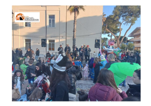 Carnevale a Tema di Silvi Marina: musica, trampolieri, spettacoli con le bolle di sapone
