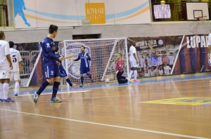 C5. PARI TRA DELFINI E LUPI, VINCE SOLO LA STANCHEZZA