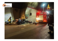 Montesilvano, incidente auto in galleria Pianacci.