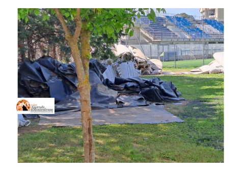 Pescara, Di Pillo: Campo Zanni invaso da sacchi con materiale dismesso, "ripristinare cortili e giardini"