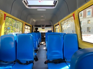 Pescara. Consegnato in Comune un nuovo scuolabus