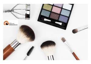 Sequestro di oltre 10.000 cosmetici: c'è una sostanza nociva per la salute