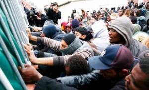 Migranti: Frontex, da inizio anno 1,3 milioni di irregolari in Ue