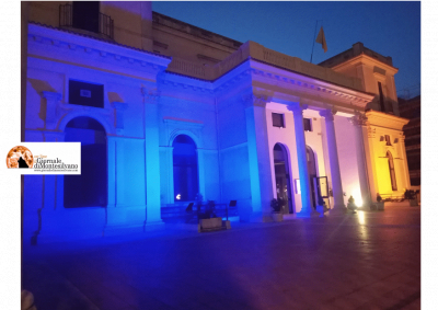 Giulianova, Kursaal illuminata per Ucraina.