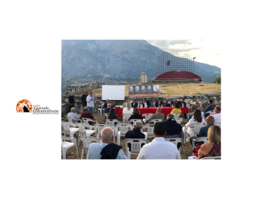 Gessi di Vini: gourmet, mercatini, convegni e artisti di strada.