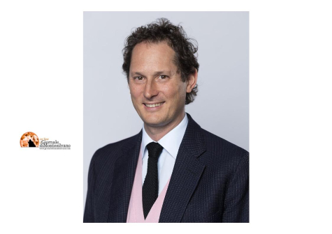 Elkann e il turbocalitalismo: vendite, profitti e il prezzo dell’editoria e dell’industria