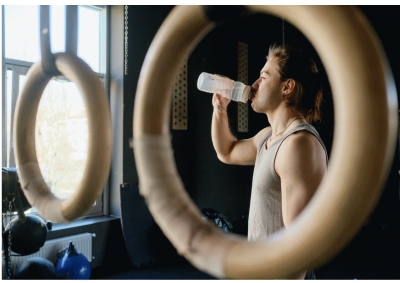 Come incrementare la massa muscolare supportando l’allenamento in palestra