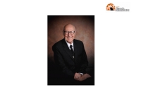 "Signorina Jones, questo è il nuovo 'dago'." Mario Donald Thomas, da Bugnara grande educatore in USA.