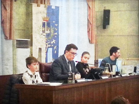 Pescara, piccoli consiglieri comunali a lavoro con Blasioli