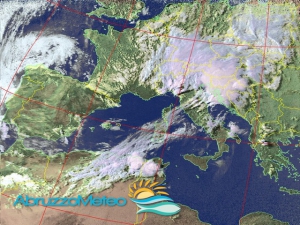 Aria fresca e temporali fino a venerdì