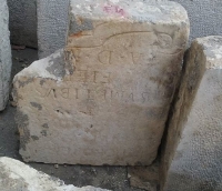 lapidi ritrovate