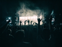 Due concerti: Skin a Roma e Red hot chili peppers a Firenze Rock.