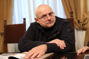 Gian Ruggero Manzoni curatore della mostra