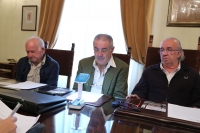 Pescara, scambio accessori auto d'epoca.