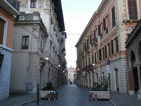 Teramo/parcheggi a pagamento. Indagine sulla mancanza di una gara