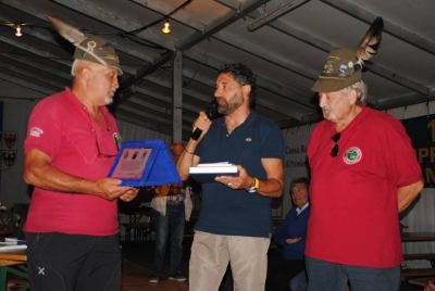 De Berardinis con due alpini
