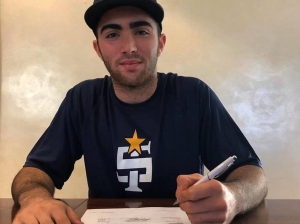 Baseball: il teatino Oscar Tucci vola negli States