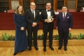 Roma. Carlo Verdone premia l'apicoltura abruzzese