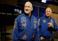 Uomo adatto allo Spazio stellare. Conferma da gemelli