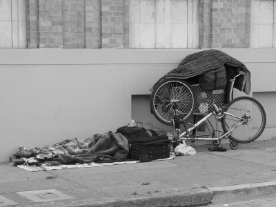 Povertà, arrivano i primi 50 milioni per i senza dimora