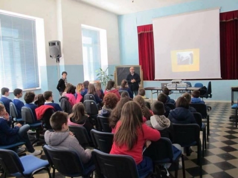 San Valentino. Corso e concorso sulla fotografia per gli alunni dell’Istituto comprensivo “B. Croce”