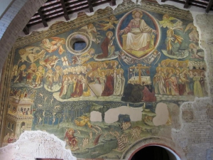preziosi affreschi nella chiesa