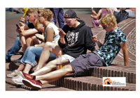 Social, nel 2022 guadagnati 11miliardi di dollari con utenti adolescenti
