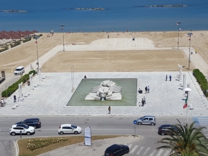 Pescara Fontana Cascella