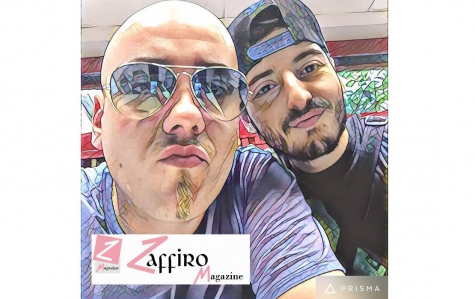 Asso con un amico che lo accompagna spesso nelle dirette