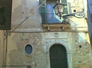 Villa Santa Maria, 800 mila euro per Palazzo Castracane