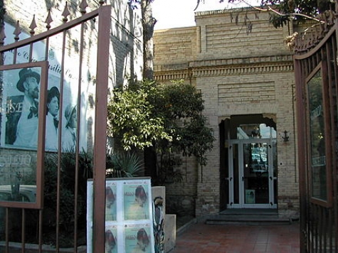 Ingresso museo Cascella a Pescara