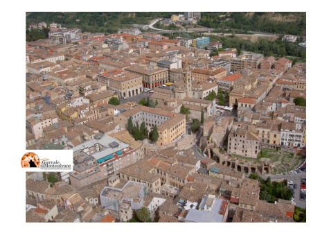 Teramo, cocaina, fuga e speronamenti. Fidanzati spacciatori sorpresi dalla Polizia.