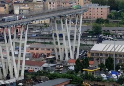 Ponte di Genova. Le molteplici anomalie del crollo
