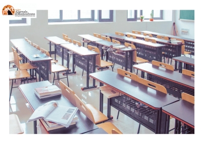 Teramo, studenti in piazza contro l'alternanza scuola -lavoro come in 40 città d'Italia