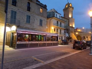 Tortoreto. Dehors. Esercenti: “Comune ha messo in scena un film di cattivo gusto!”