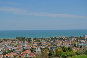 Giulianova/balneazione. Mastromauro: non c’è alcun divieto di per il 2016.