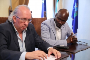 Assessore Diodati con rappresentante della comunità senegalese