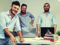 L'ingegnere montesilvanese con i colleghi: inventori di E way.