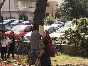 Giulianova. Scuola “Bindi” un giardino per ricordare la dottoressa Pasqualoni