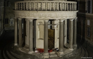 'Un inferno comodo' a Roma, arte luogo abitabile.